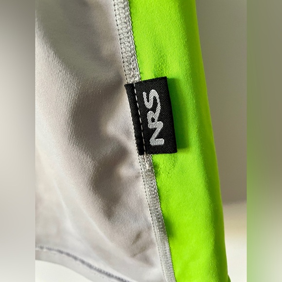 NRS H2Core Men’s XL Short Sleeve Tee Paddling Kayaking RashGuard - Picture 3 of 7